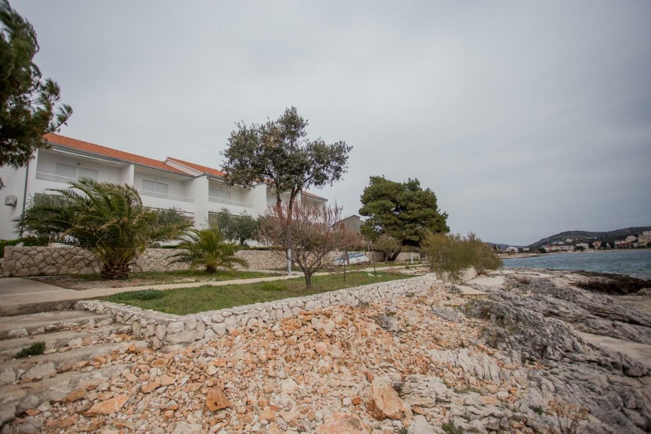 Apartments Gloria Primošten Exterior foto